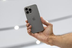 Apple iPhone 15 Pro